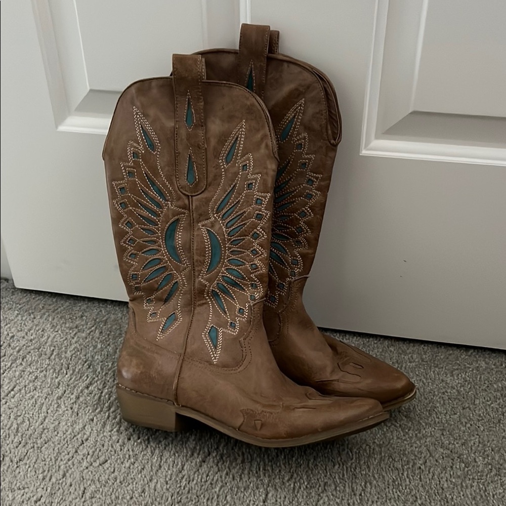 Brown Western Cowgirl Boots with Teal Accents